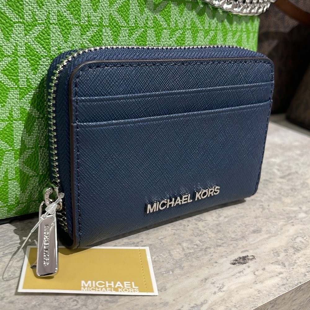 Michael Kors Navy Card Holder - Picture 14 of 16